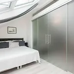 Kent Ridge Loft, Sokolska Appartement