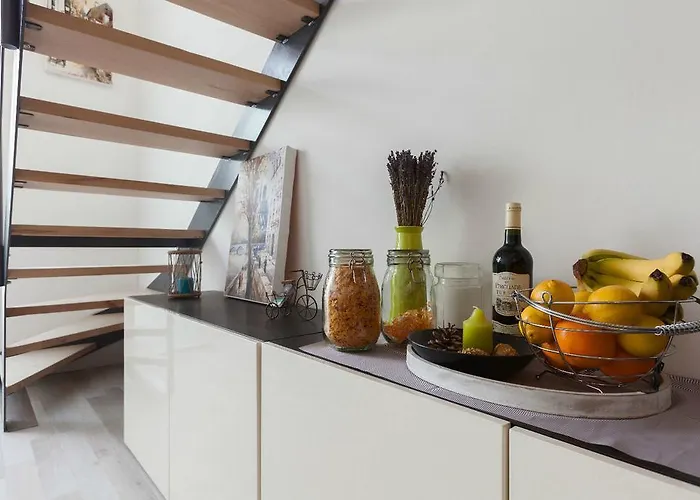 Kent Ridge Loft, Sokolska 公寓 *