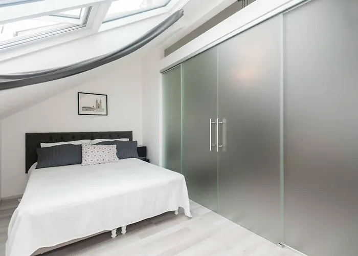 Kent Ridge Loft, Sokolska 公寓