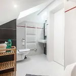 Kent Ridge Loft, Sokolska Daire *