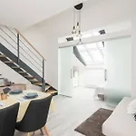 Kent Ridge Loft, Sokolska * プラハ