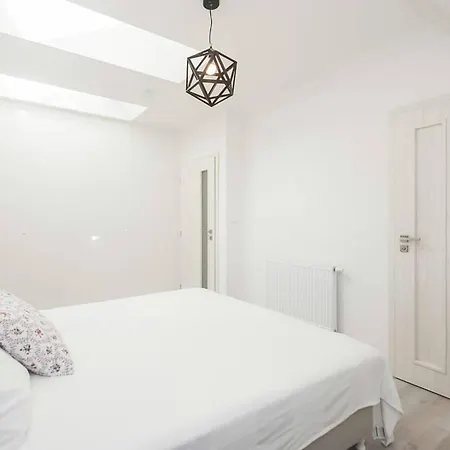 Kent Ridge Loft, Sokolska Апартаменты