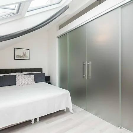 Kent Ridge Loft, Sokolska Апартаменты