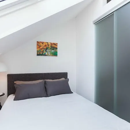 Kent Ridge Loft, Sokolska דירה